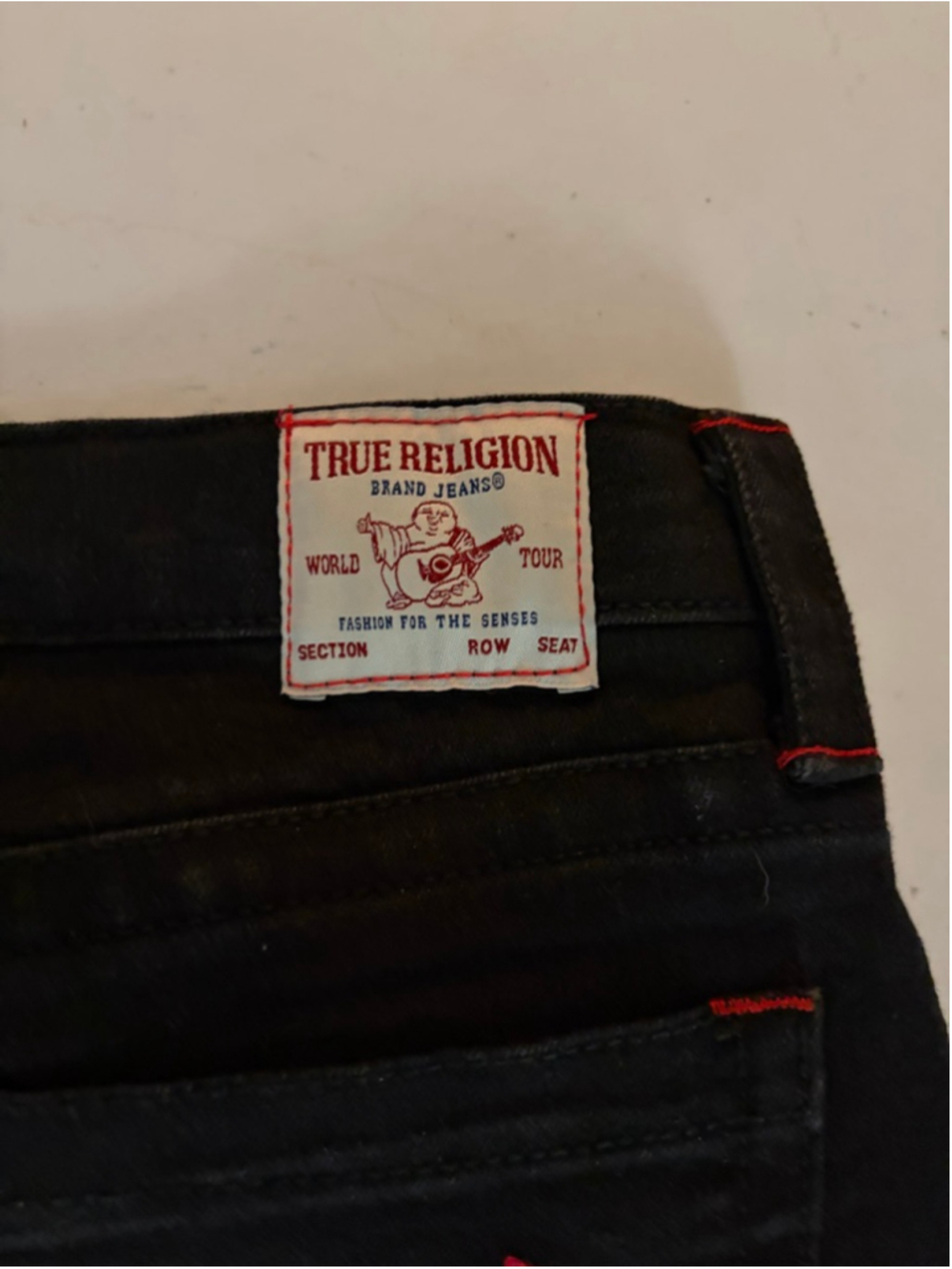 Boys True Religion Black Slim Fit Jeans Size 16 with Red Stitching
193 - Picture 4 of 8